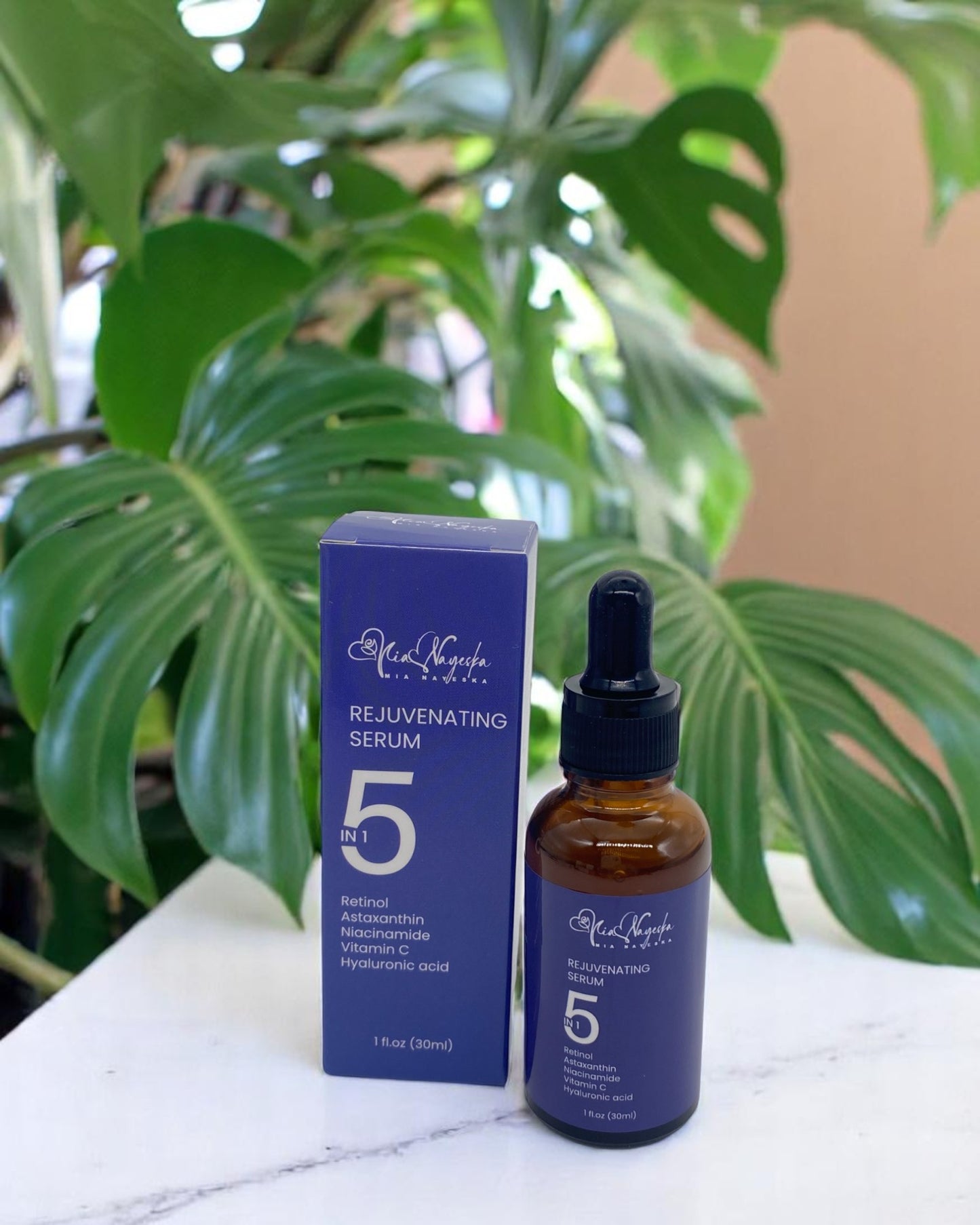 5-in-1 Rejuvenating Solutions Essence Facial Serum