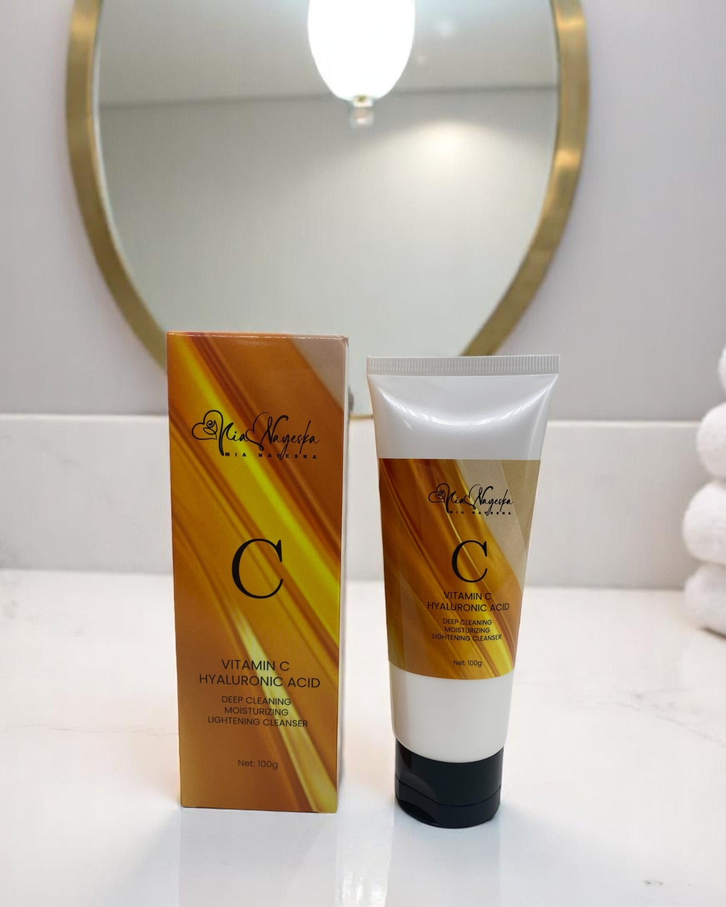 Vitamin C Anti-Aging Cleanser – Brightening & Hydrating Facial Wash