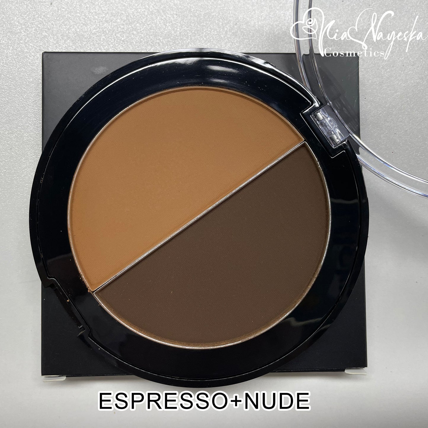 Perfectly Polished: Mia Nayeska Dual-Tone Face Powder – Customizable Coverage & Radiant Contour