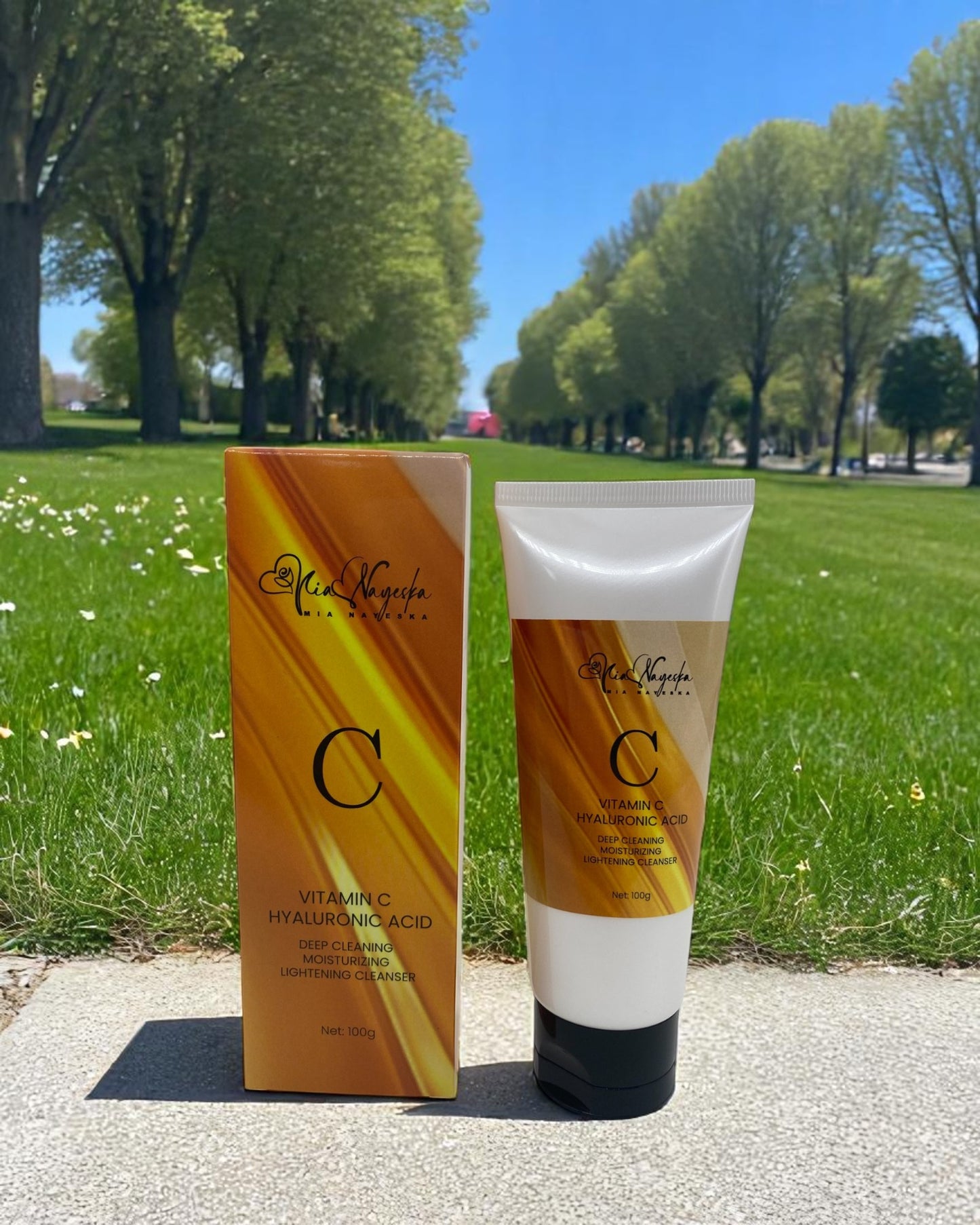 Vitamin C Anti-Aging Cleanser – Brightening & Hydrating Facial Wash